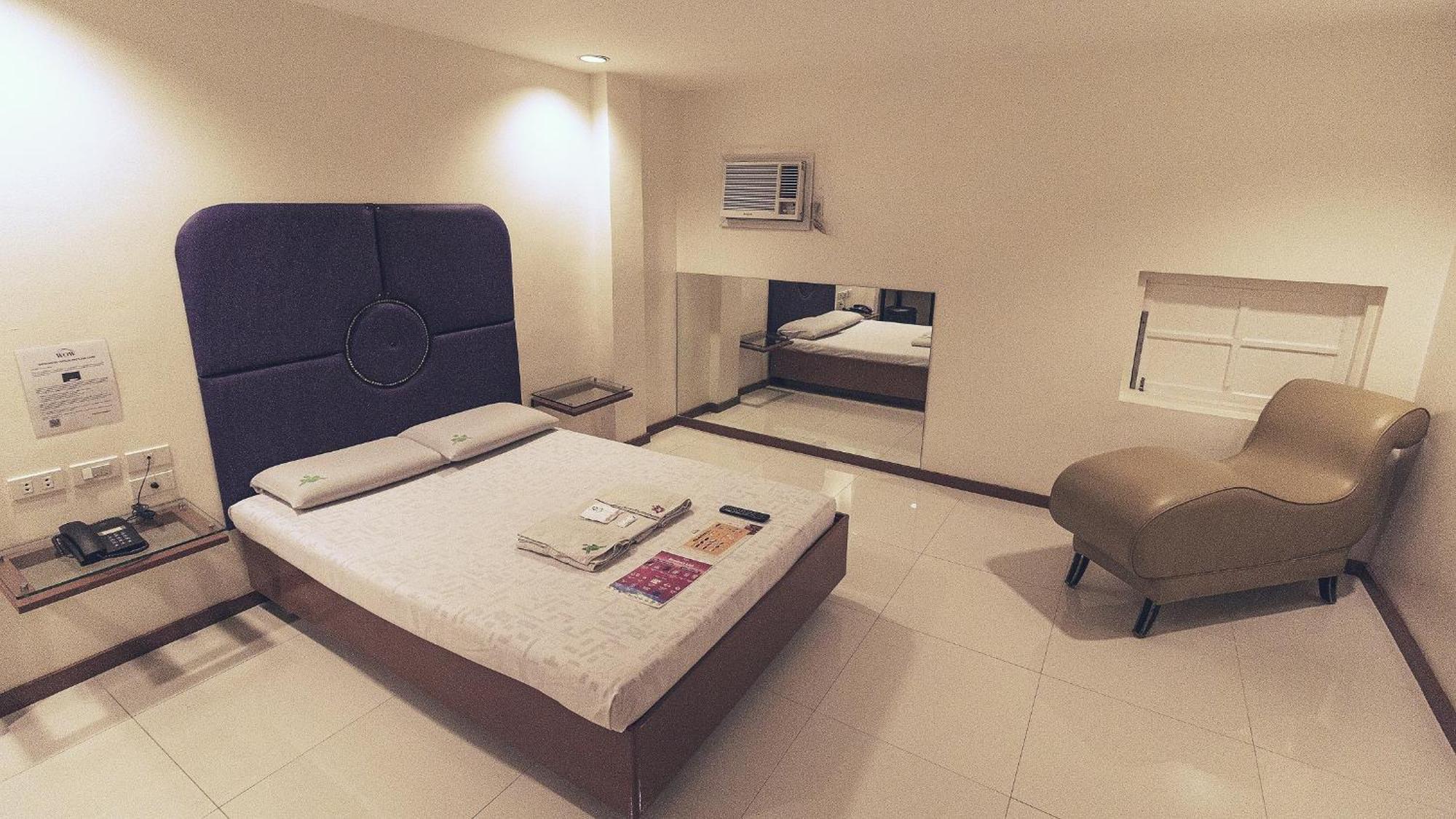 Town And Country Motel Vmapa Manila Bagian luar foto